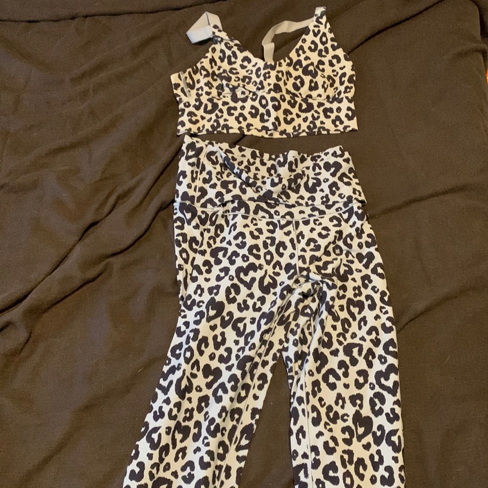 Aerie Active Set Leggings and Sports Bra